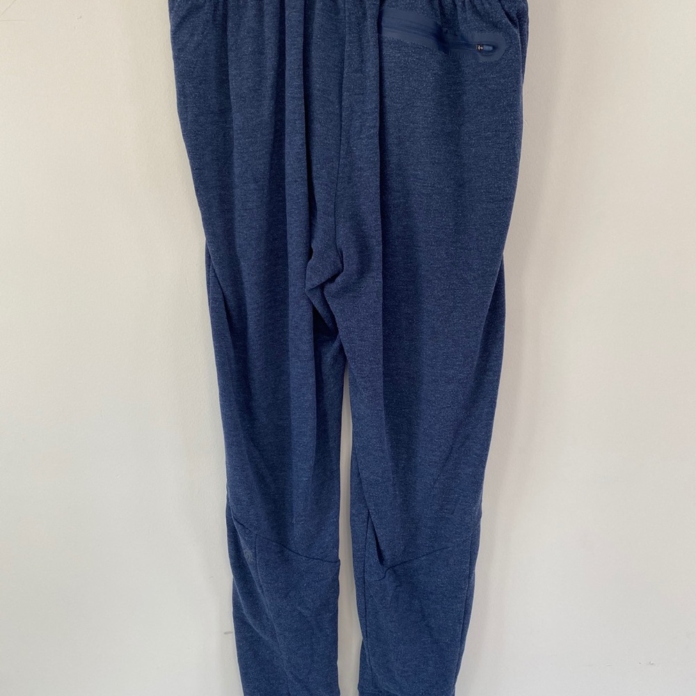 Joggers - Picture 3 of 6